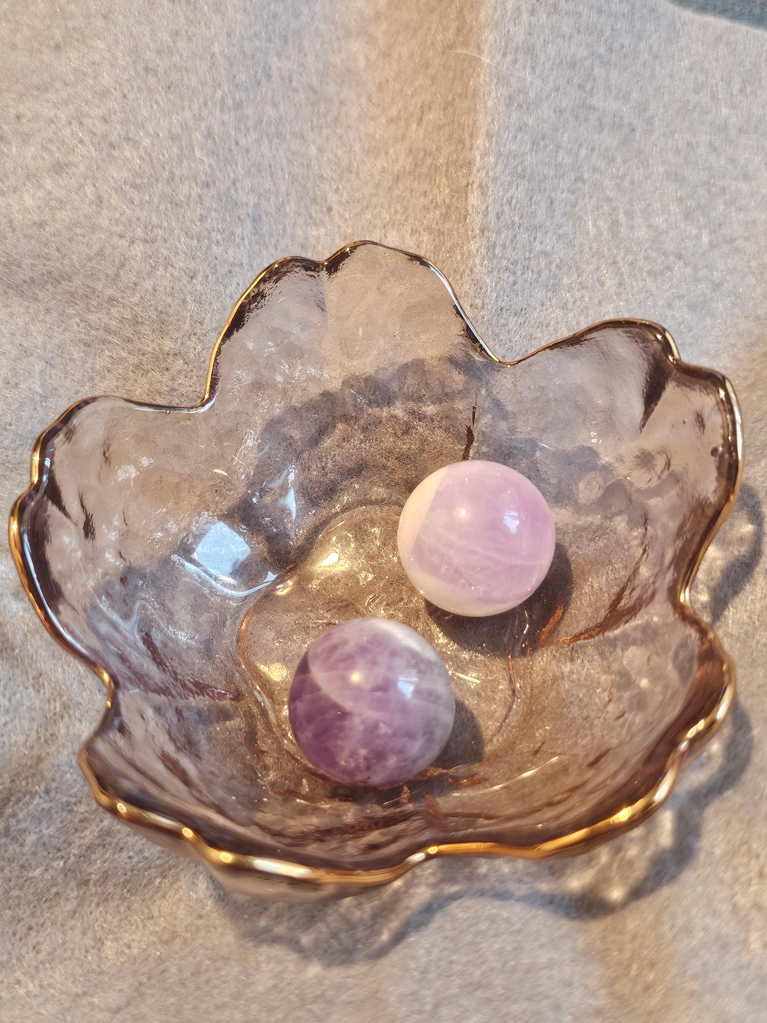 Amethyst spheres small