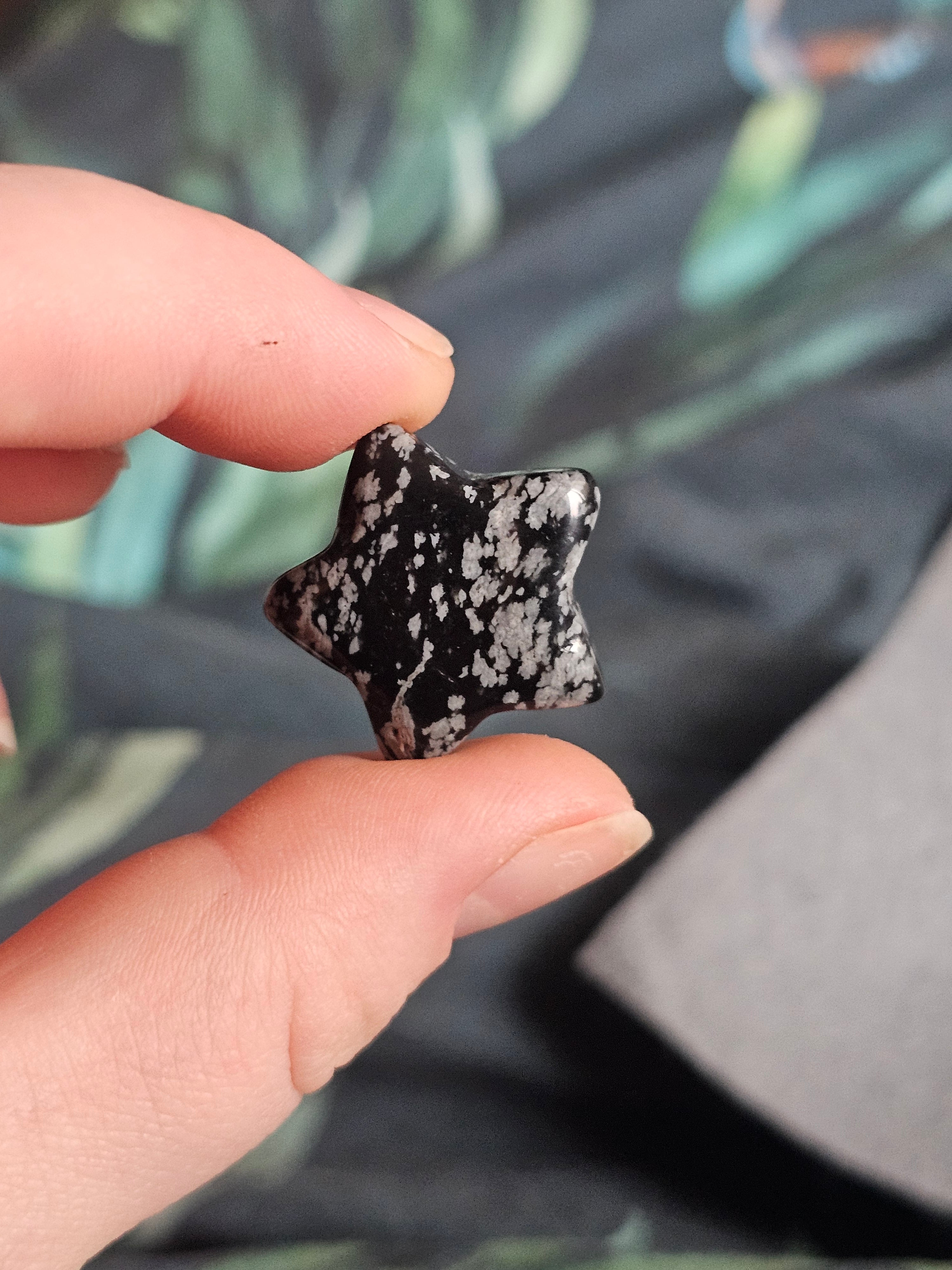Snowflake obsidian star