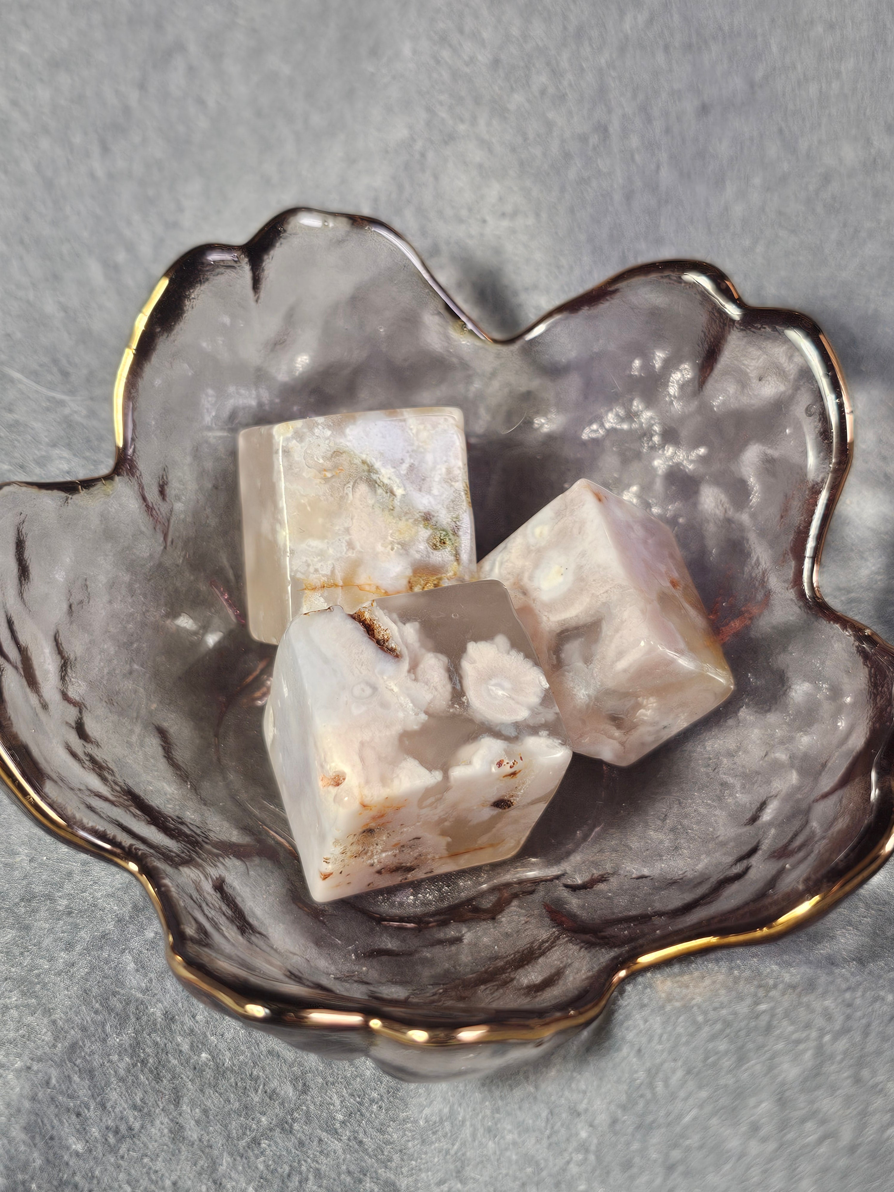 Flower agate cubes